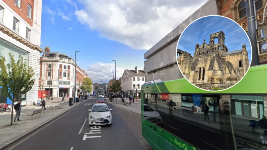 Top 20 Things to Do in Leeds: Kirkstall Abbey, Roundhay Park