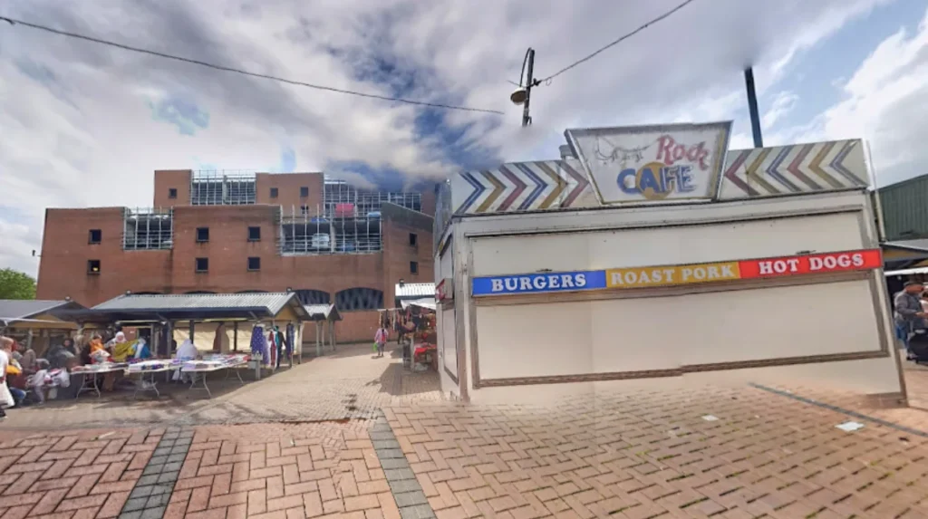 How Do You Identify a Scam Targeting Leeds Residents