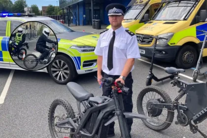 Police Seize Repeat-Offender Surron E-Bike at Yeadon Tarn 2026