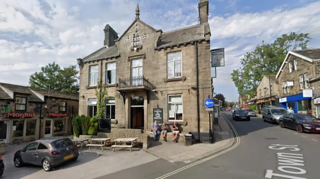 Which independent cafes in Horsforth suit digital nomads working remotely?