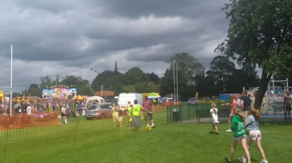 Why does Garforth work for evergreen travel content?