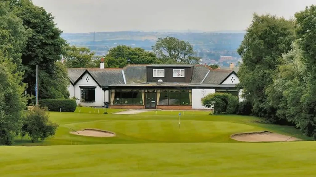 What can you do at Horsforth Golf Club