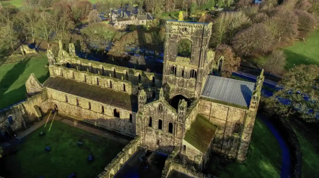 What can you do at Kirkstall Abbey besides viewing the ruins