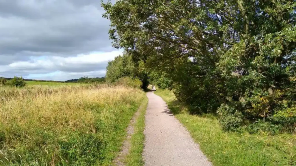 What makes Garforth a good destination for independent businesses and local experiences