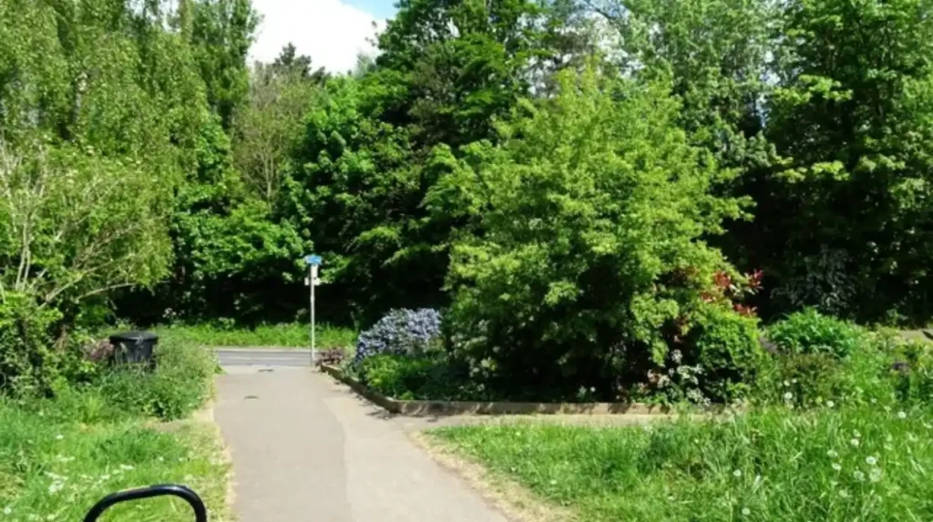 What outdoor activities are available in Garforth during spring