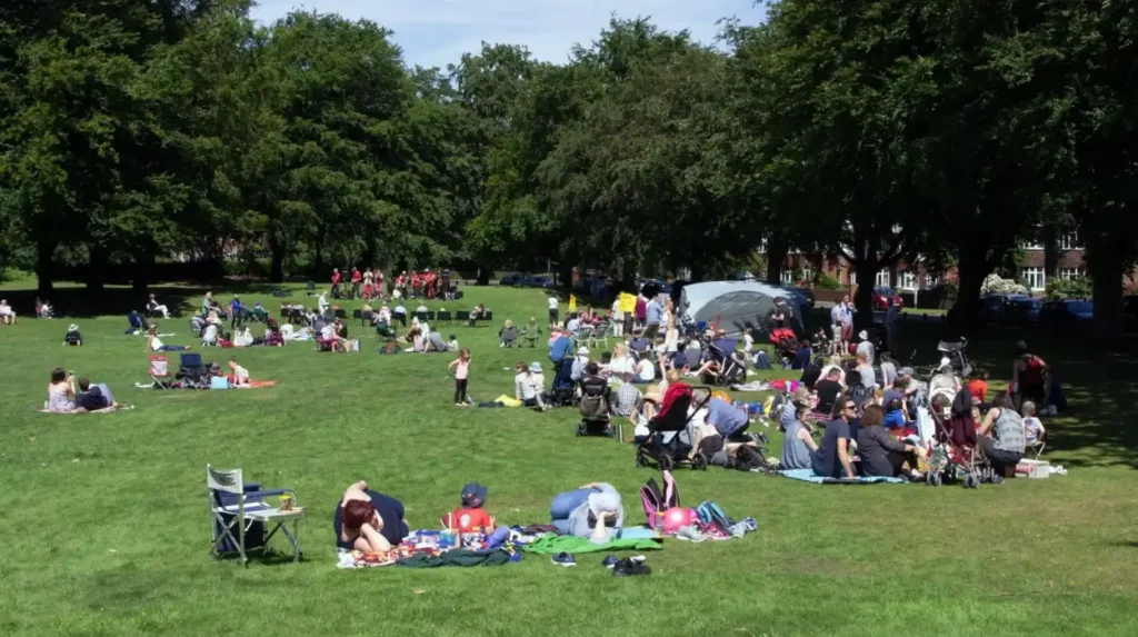 Which Parks and Green Spaces Are Best for Picnics in Horsforth