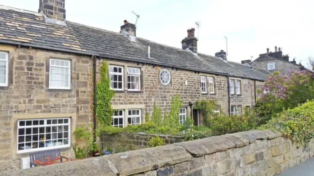 Why is Horsforth a useful place to visit when staying near Leeds