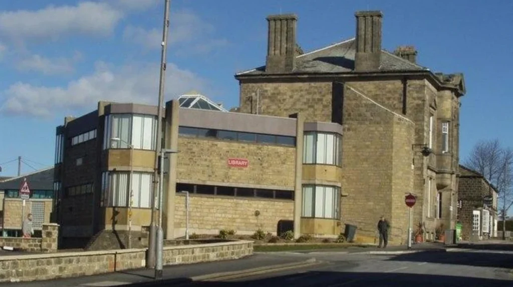 What is everyday local life like in Horsforth