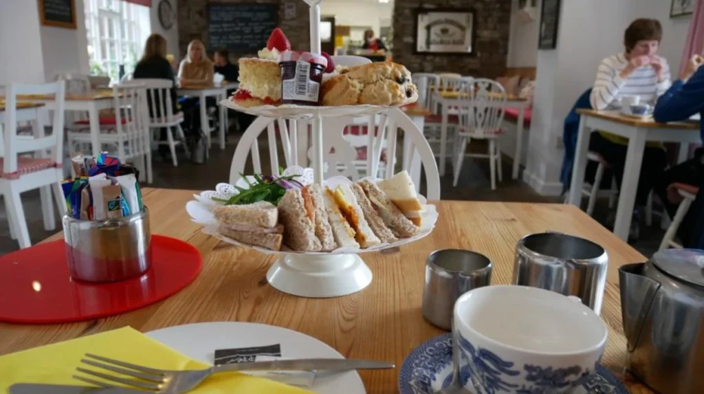 What makes Horsforth suitable for a leisurely afternoon tea