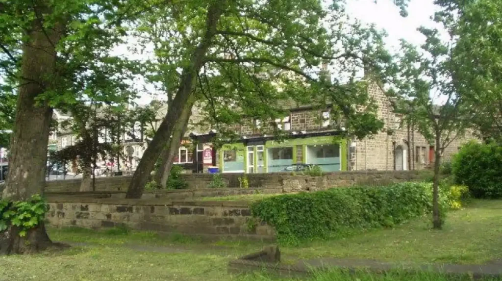 Which green spaces work best between food stops