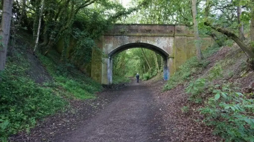 Which walks are best for a flexible day out in Garforth