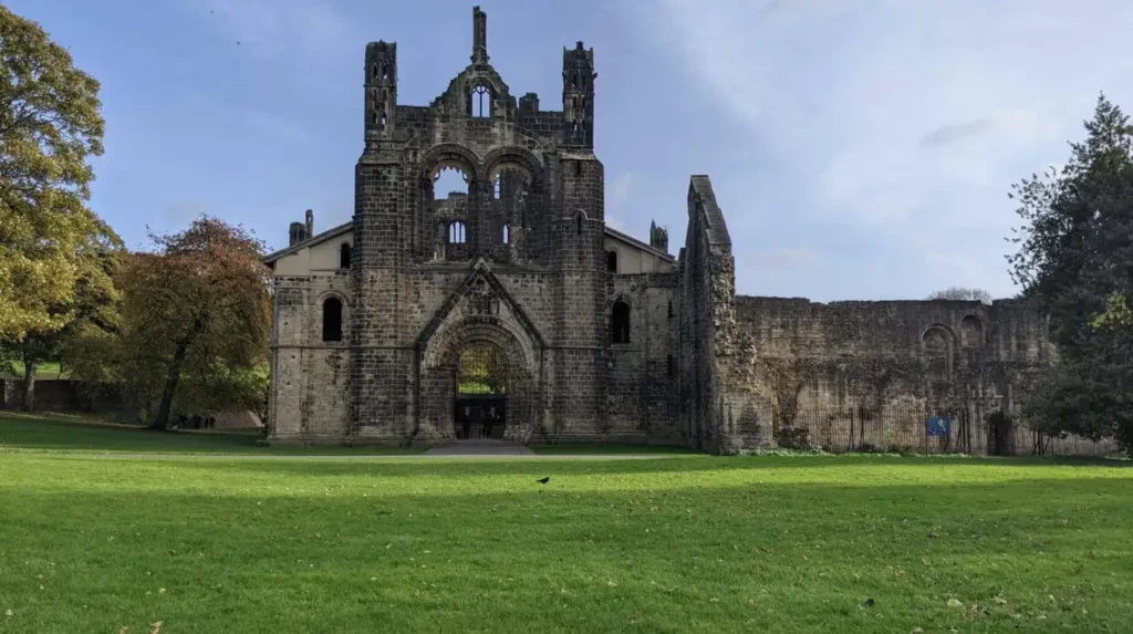 Why is Kirkstall Abbey important for creatives visiting Horsforth