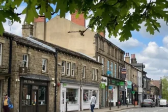 Headingley Laundrettes and Laundry Services Leeds Guide