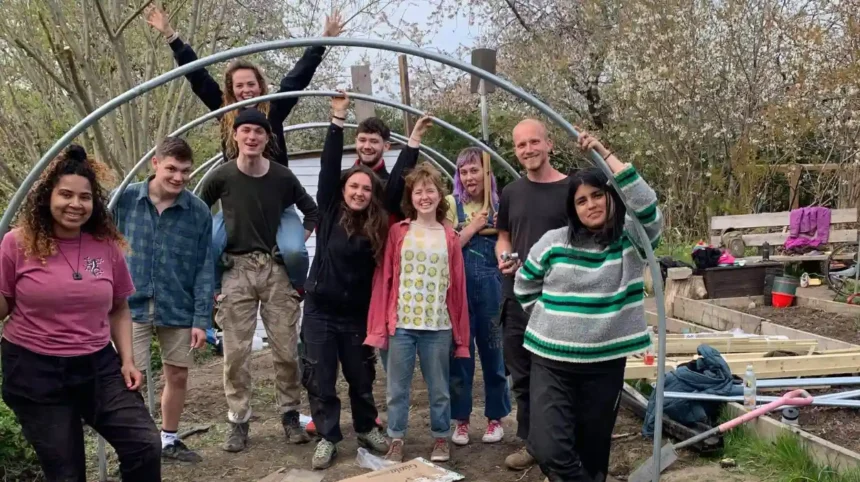 Headingley Student Volunteering Guide_ Community Opportunities in Leeds