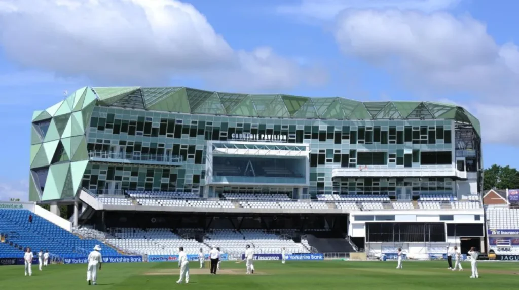 How early should visitors arrive at Headingley Stadium 1