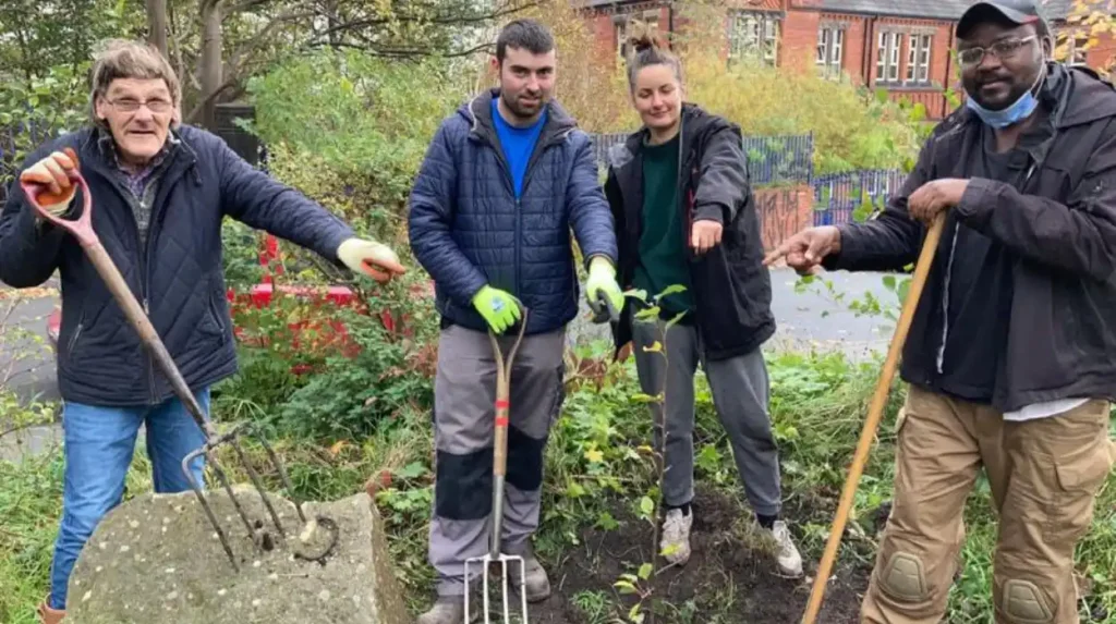 What Types of Community Volunteering Can Headingley Students Do
