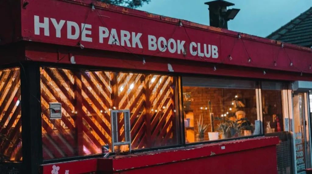 Where can you find live music venues in Headingley