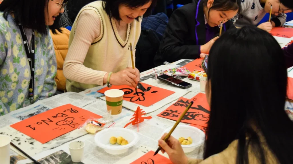 Which languages can adults learn in the Headingley area